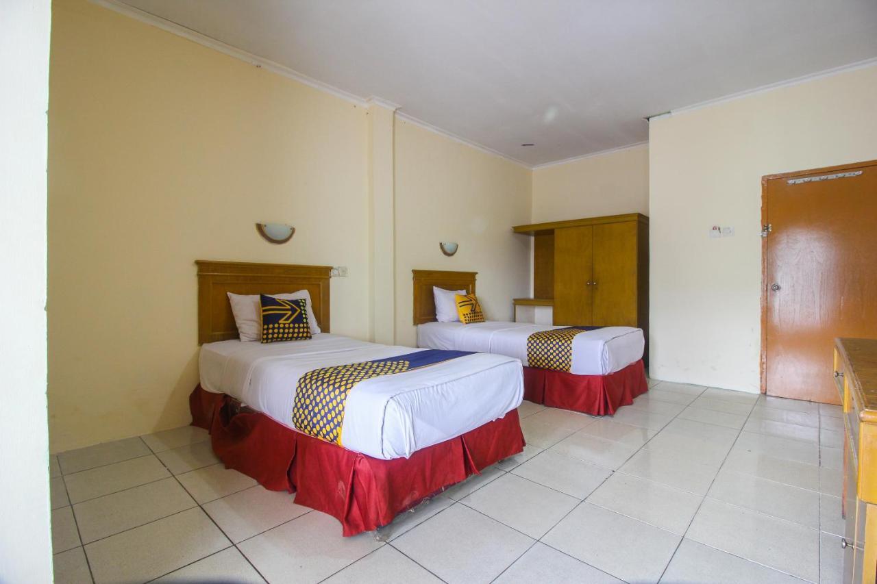 Spot On 2809 Hotel Yasmin Siak Sri Indrapura Екстериор снимка