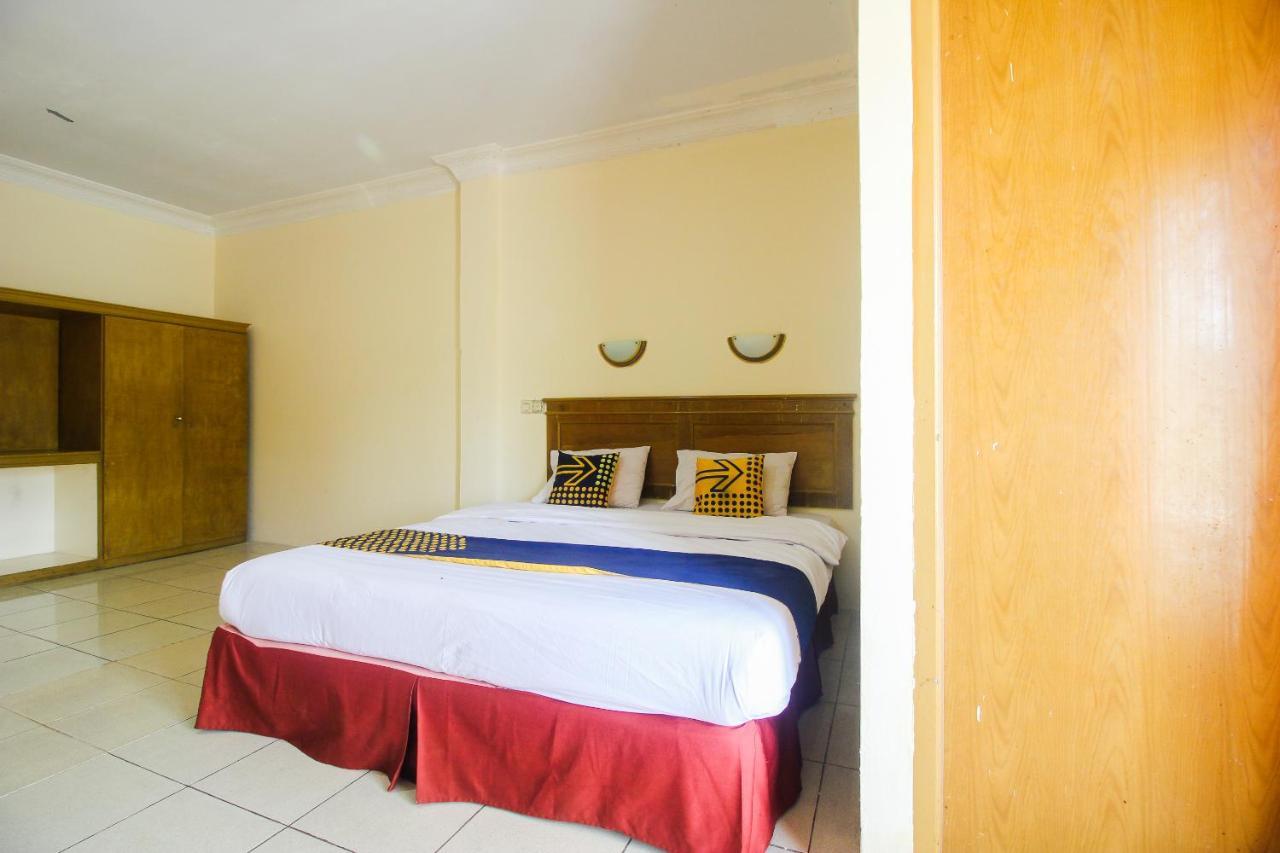 Spot On 2809 Hotel Yasmin Siak Sri Indrapura Екстериор снимка