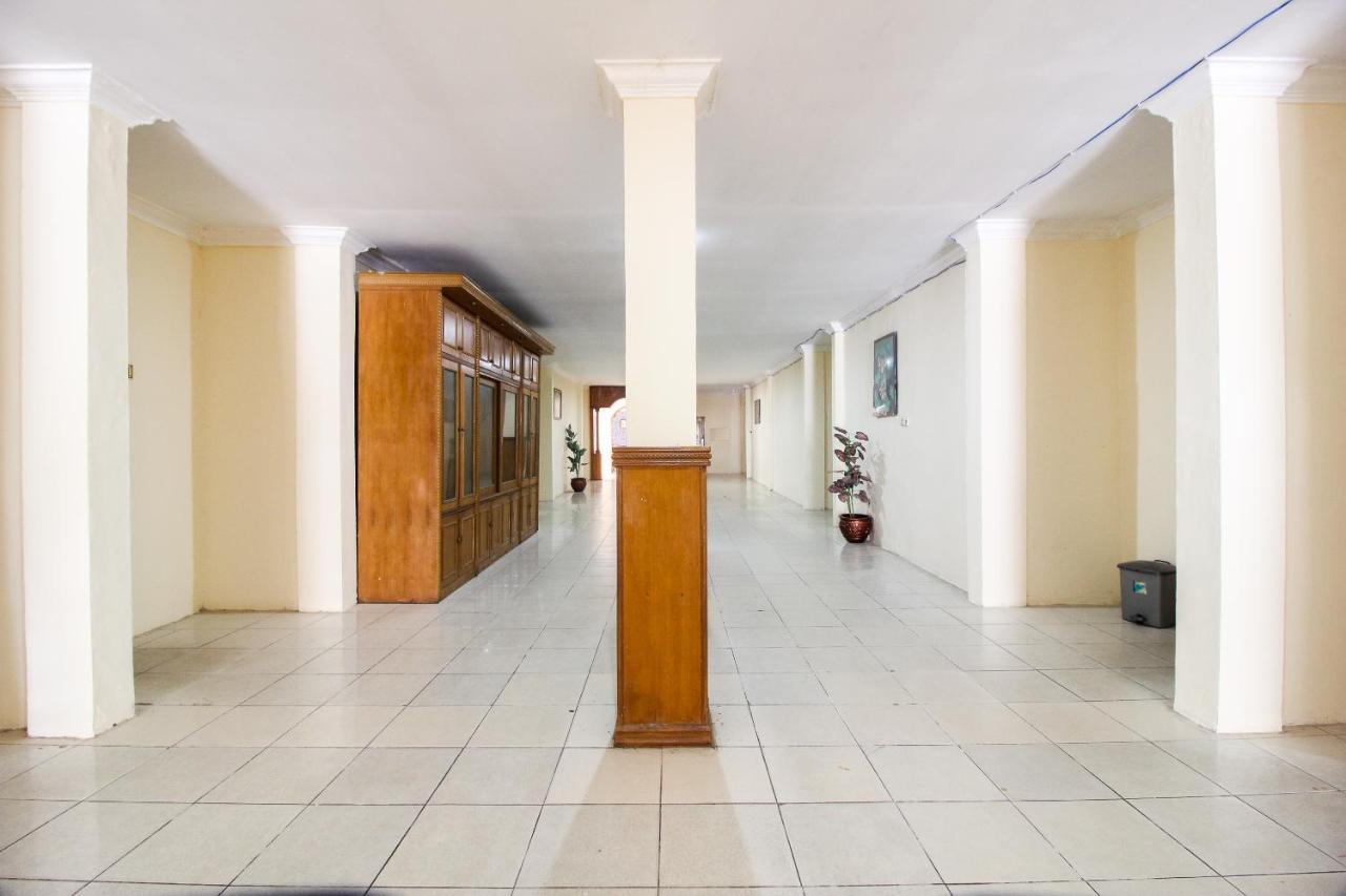 Spot On 2809 Hotel Yasmin Siak Sri Indrapura Екстериор снимка