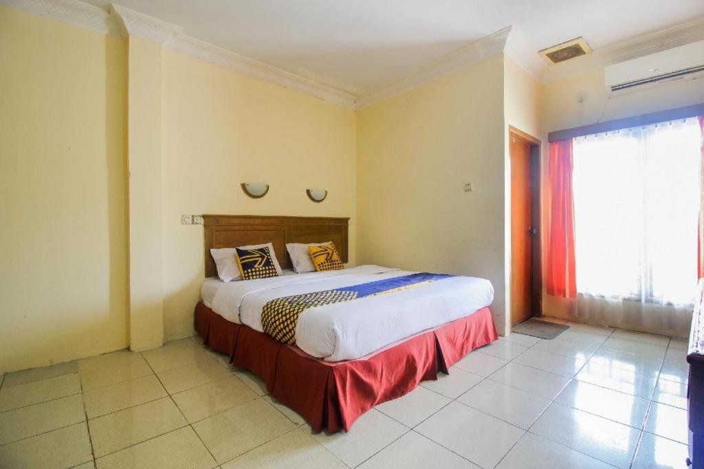 Spot On 2809 Hotel Yasmin Siak Sri Indrapura Екстериор снимка